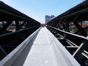 Talang air fiberglass tengah