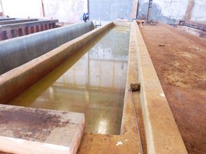 Bak beton lining fiberglass tahan kimia.Bak beton lining fiberglass tahan kimia.