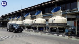 Pelapisan fiberglass untuk bak cooling tower proyek PT. Inti Ganda Perdana.