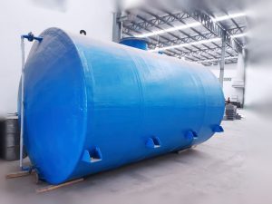 Tangki horizontal fiberglass, perlindungan tanpa henti dari kebocoran.