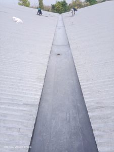 Memang harga talang bahan fiberglass lumayan tinggi dari pada bahan lain, tapi customer sudah teredukasi bahwa hanya bahan yang tidak karatan hanya fiberglass atau beton. 