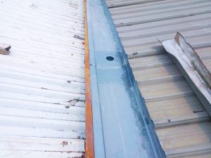 Corong air fiberglass terpasang untuk berkinerja terbaik talang fiberglass.